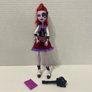 MONSTER HIGH Doll OPERETTA Picture Day doll toy